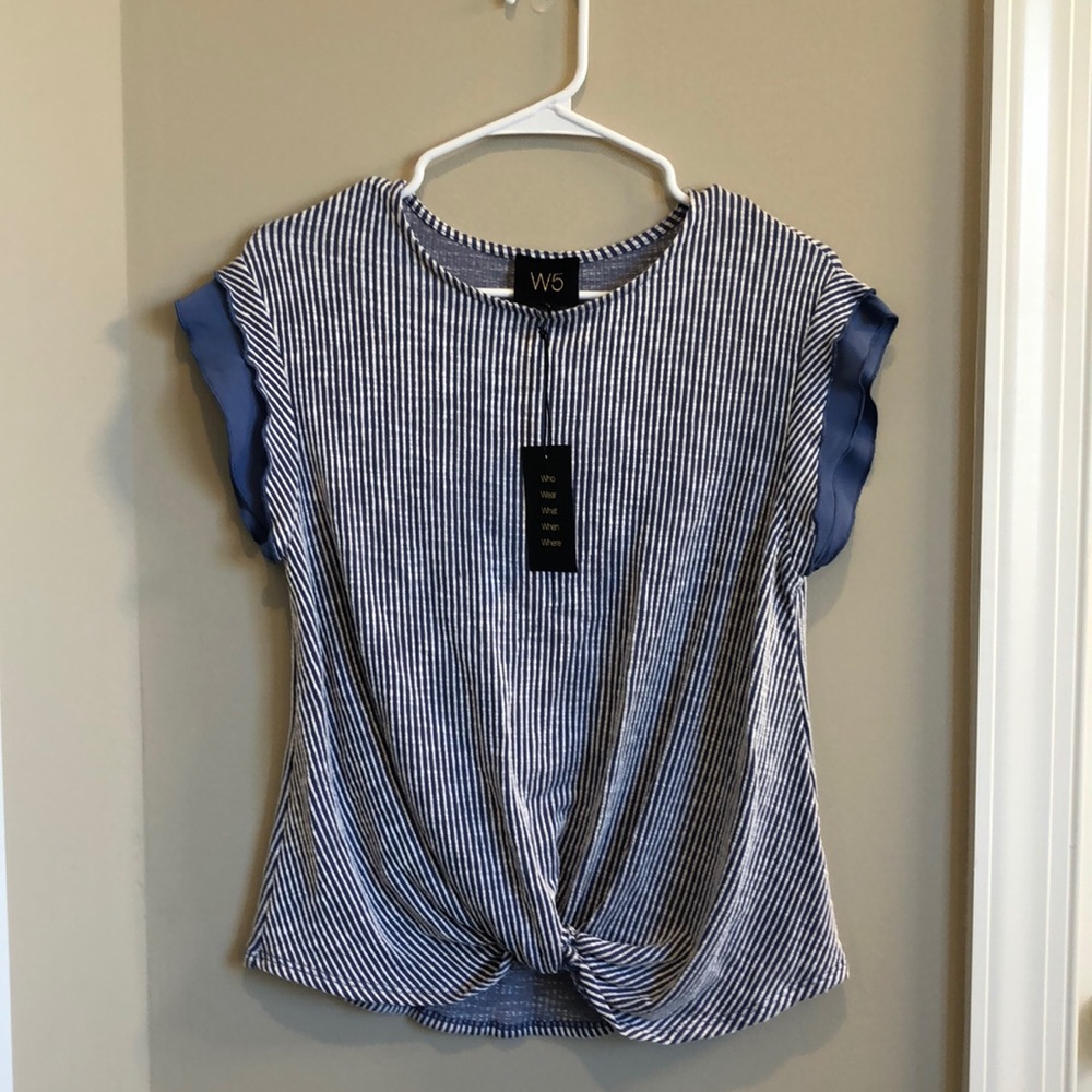 W5 ruffle shirt, brand new with tags. Size small.